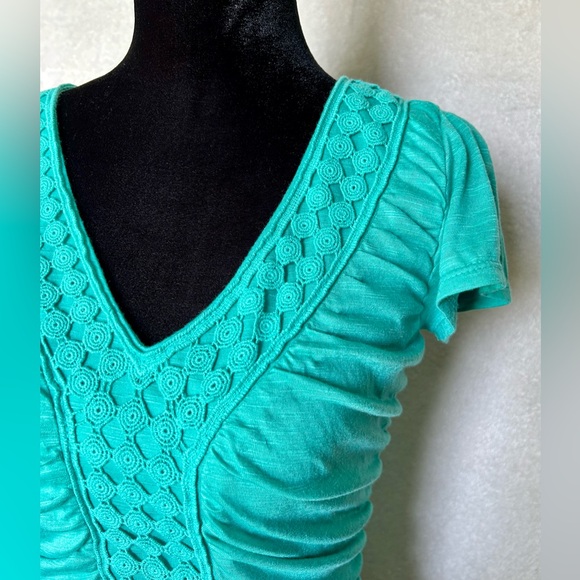 Ladies Teal Top - Picture 3 of 4